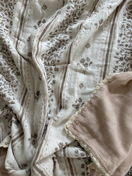 Lettie Floral Blanket