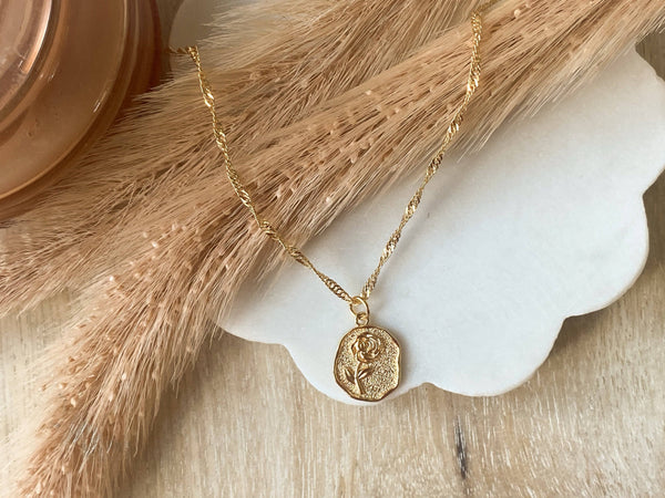 The Rose Necklace