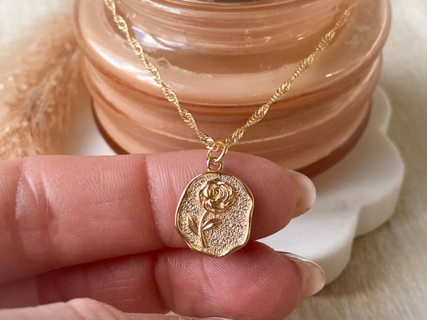 The Rose Necklace